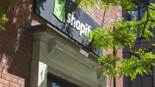 Shopify vs Shopify Plus